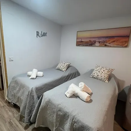 Apartment Spacious By The Sea *